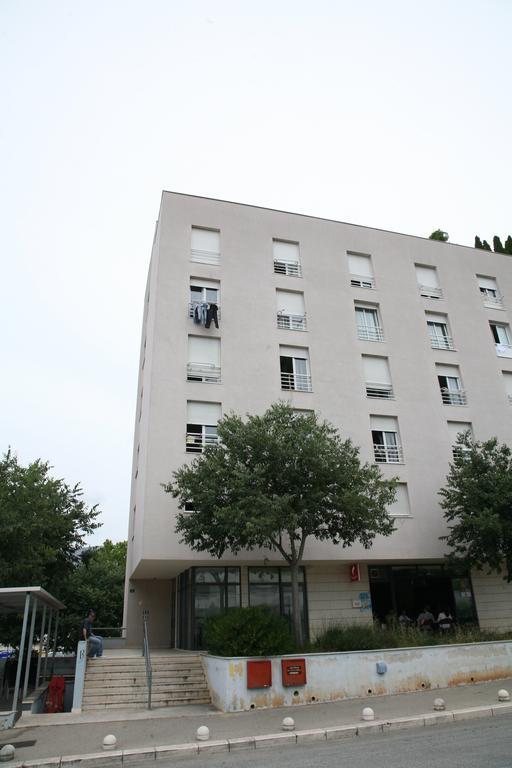 Apartment Dg With Parking Garage Σπλιτ Εξωτερικό φωτογραφία