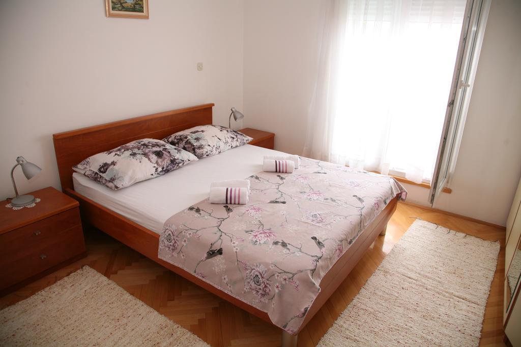 Apartment Dg With Parking Garage Σπλιτ Εξωτερικό φωτογραφία